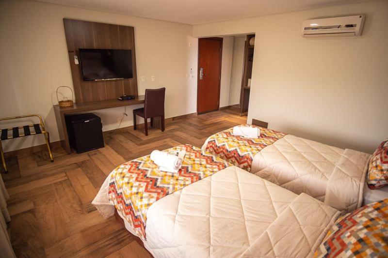 Padom Business Hotel Bragança Paulista Exteriér fotografie
