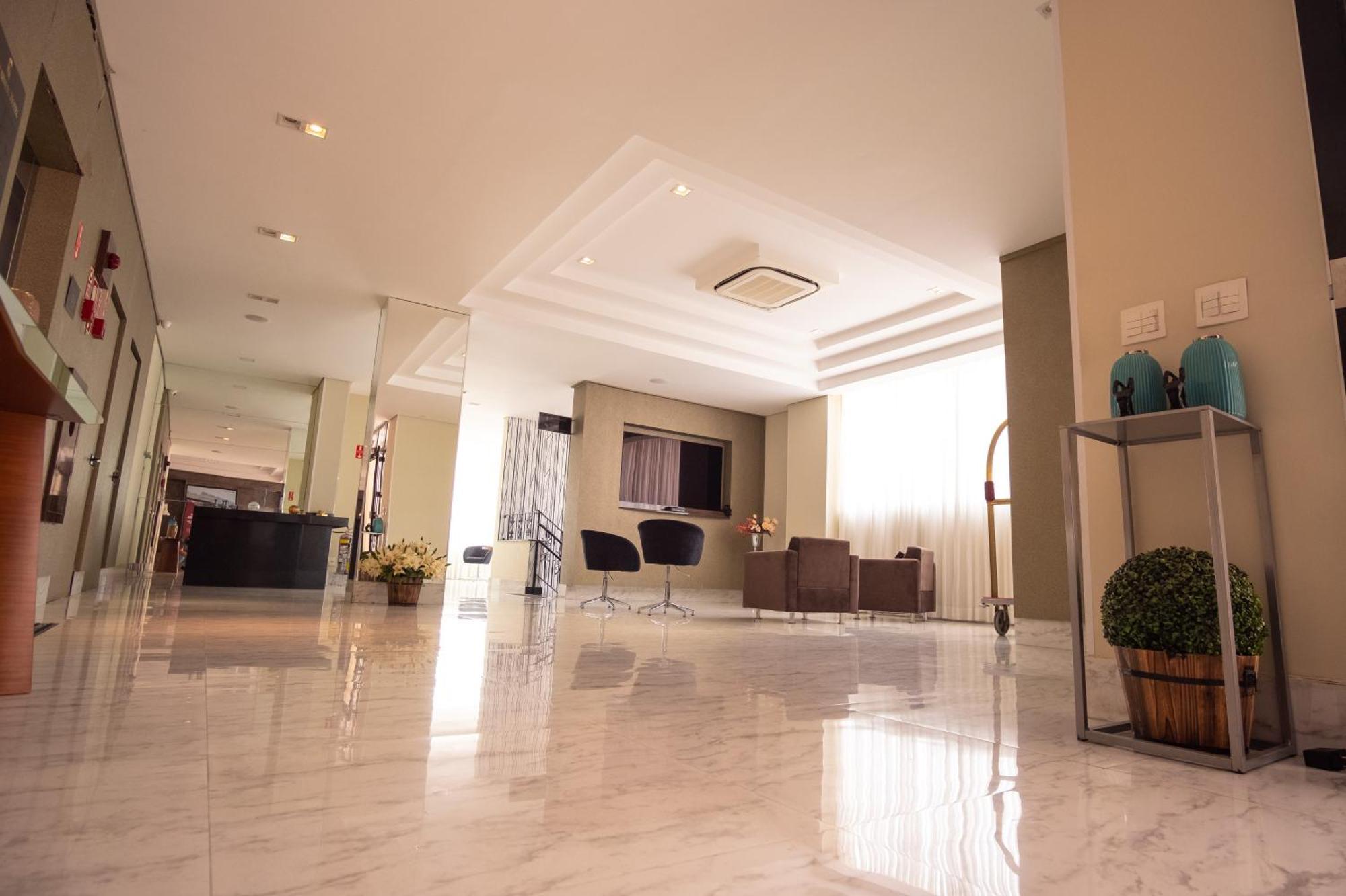 Padom Business Hotel Bragança Paulista Exteriér fotografie