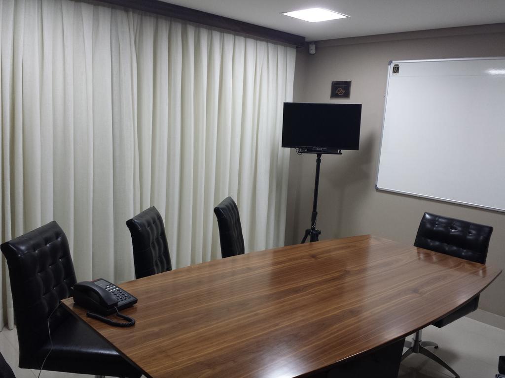 Padom Business Hotel Bragança Paulista Exteriér fotografie