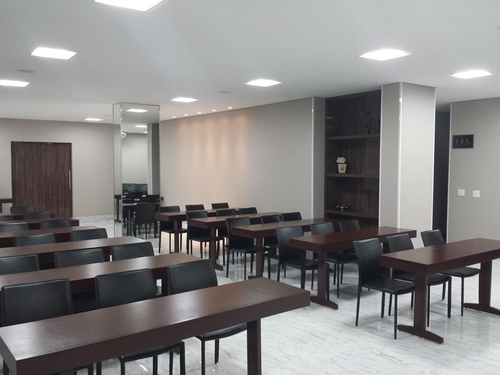 Padom Business Hotel Bragança Paulista Exteriér fotografie